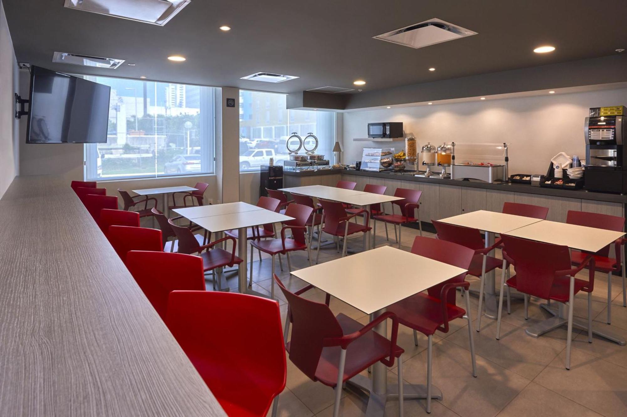 City Express Junior By Marriott Cancun Luaran gambar