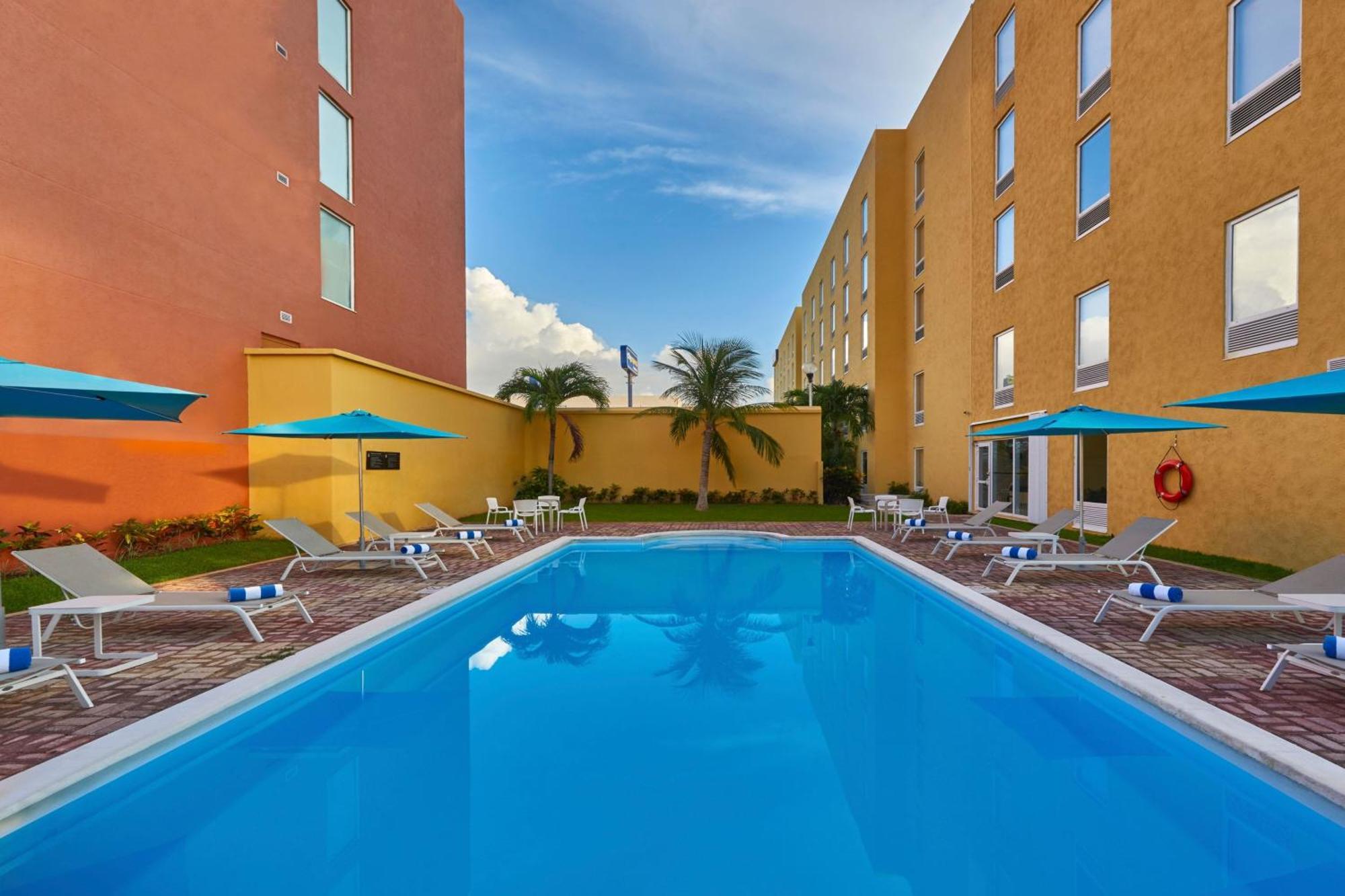 City Express Junior By Marriott Cancun Luaran gambar