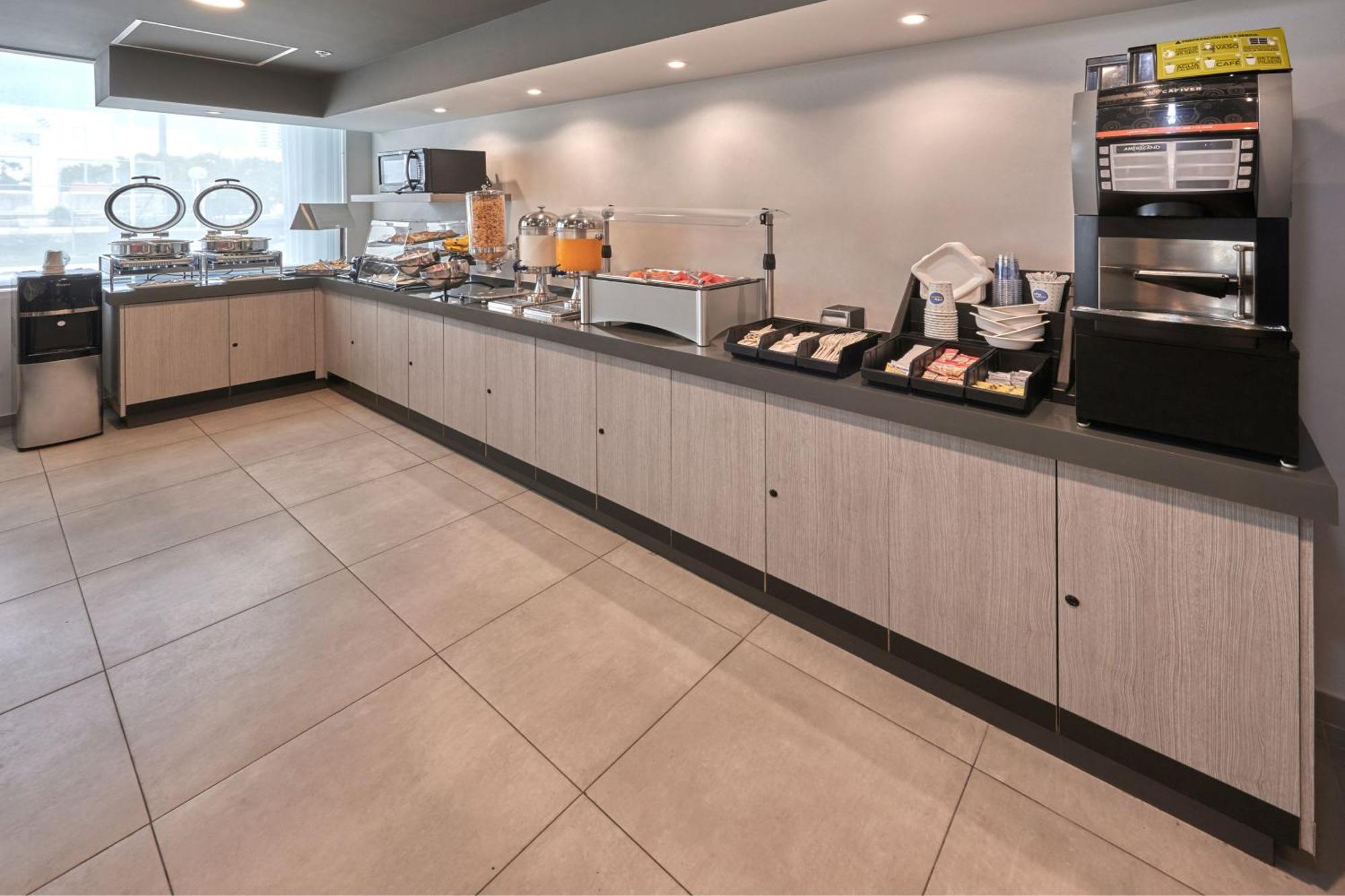 City Express Junior By Marriott Cancun Luaran gambar